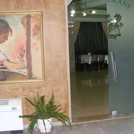 Hotel George Korce