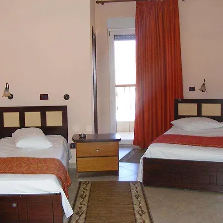 George Hotel Korce