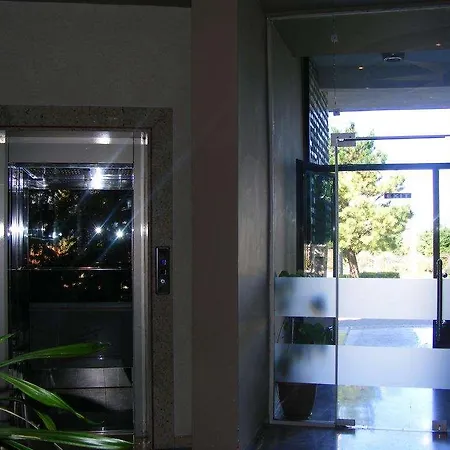 Hotel George Korce